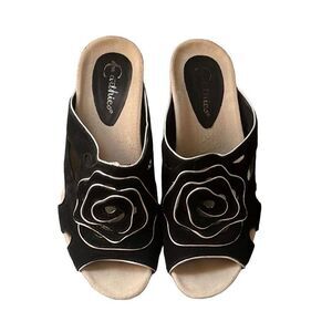 Earthies Womens Tropez Open Toe Suede Flower Chunky Wood Heel Sandals Black Sz 7